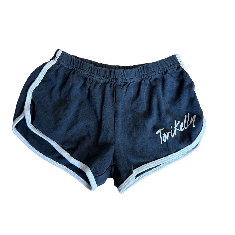 Tori Kelly Arrow Grey Athletic Shorts Women’s Size Small